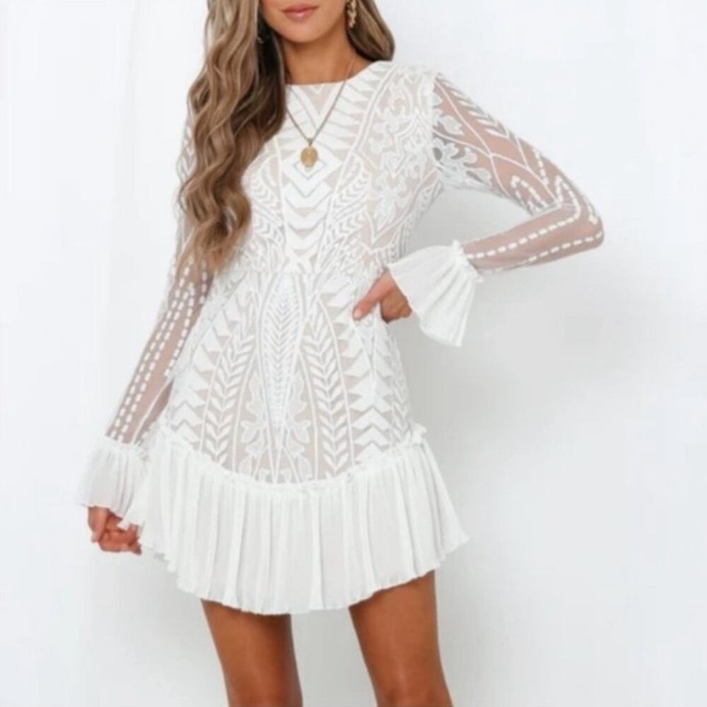 Saints & Secrets Women's White Lace Long Sleeve Mini Dress Small